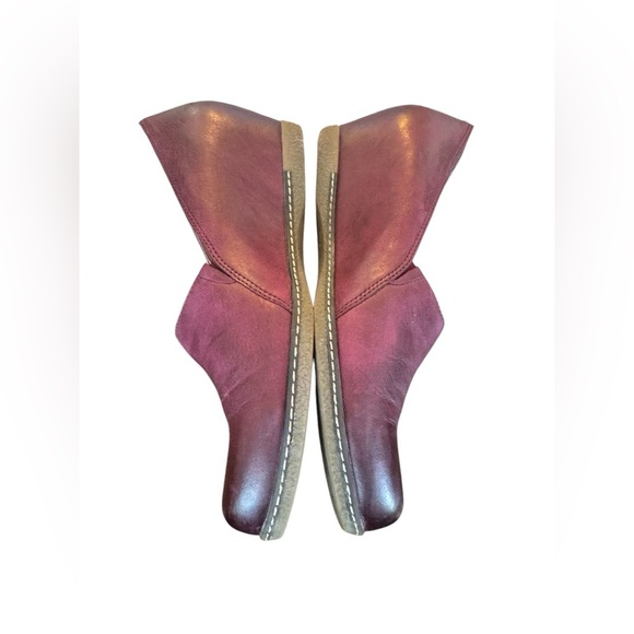 Women's Dansko Purple Wedge Pump Shoe Loafer Liliana Leather Size 38 - Picture 3 of 12